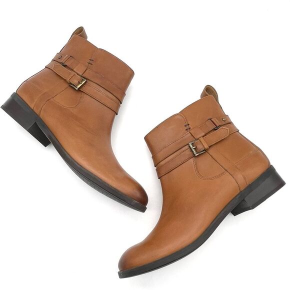 NWT Clarks Artisan Pita Austin Booties in Dark Tan Leather Women’s Size 8 NEW - Picture 2 of 15